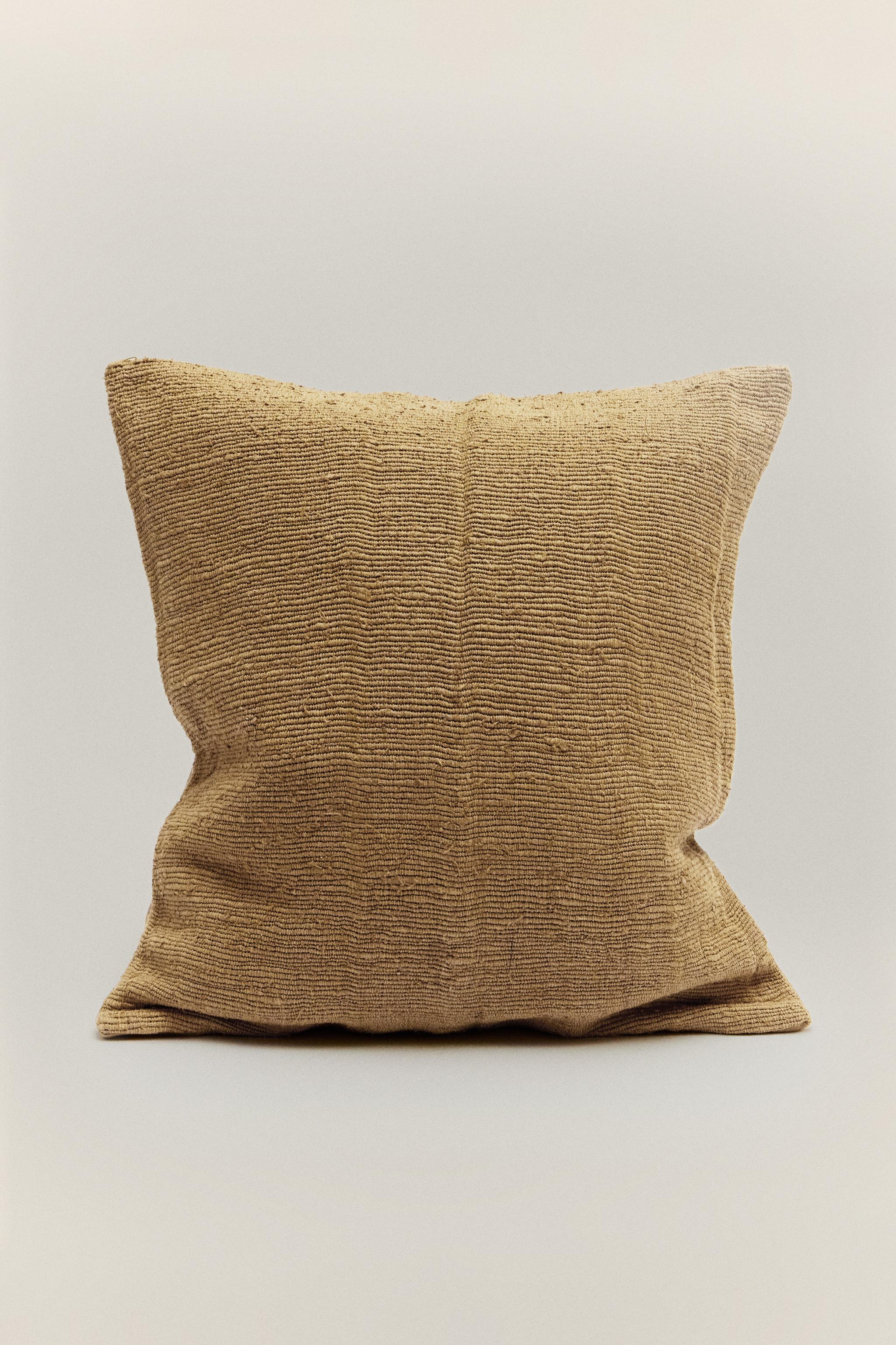 HOUSSE DE COUSSIN TRESSÉE